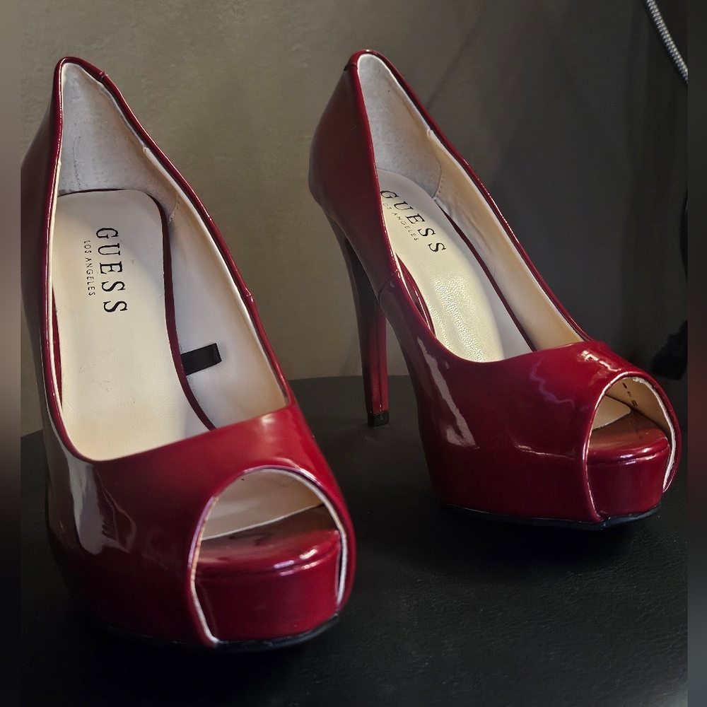 💥SALE💥Guess Red Patent Leather Peep-Toe Stiletto Heels - Picture 8 of 12